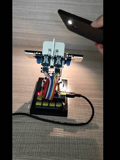 Renewable Energy Project - Kit de suivi solaire DIY -